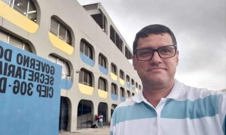 Diretor de escola diz que Cursos de Atualização o ajudaram como educador