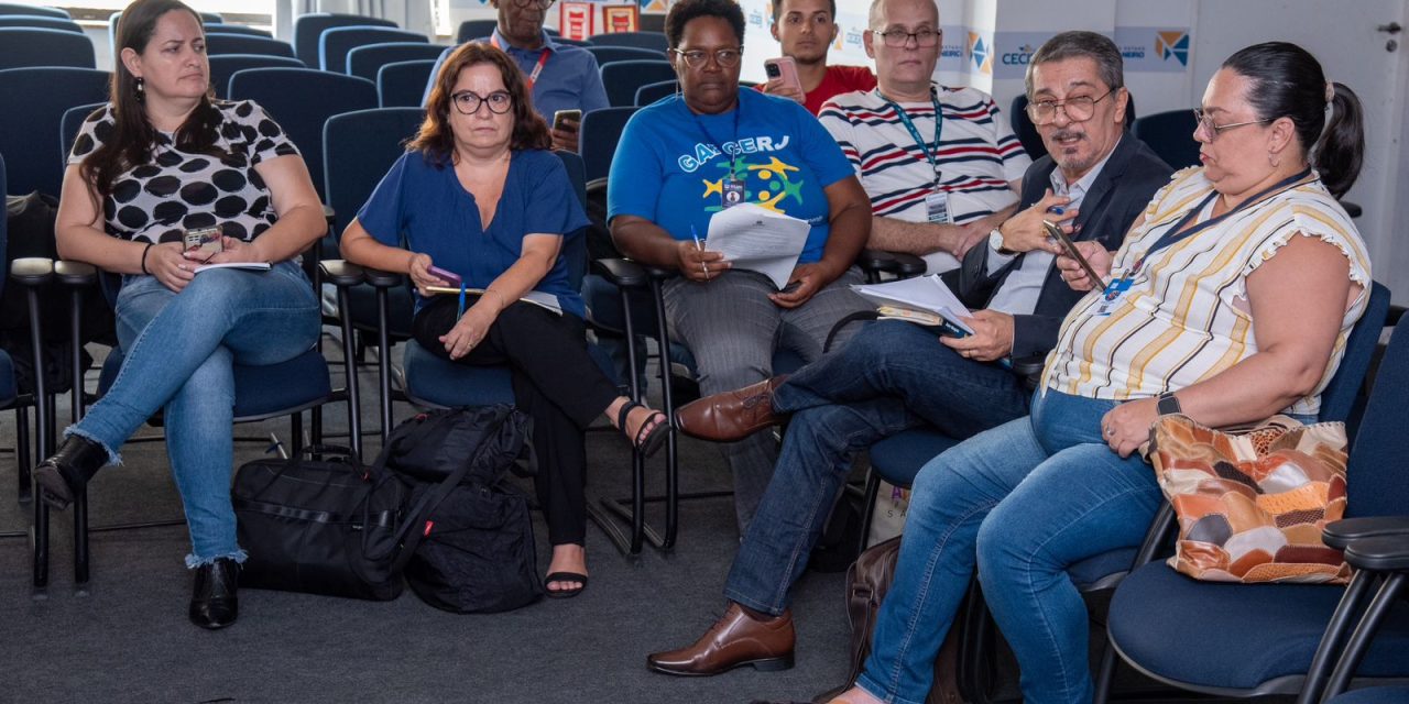 REDE CEJA INTEGRA GRUPO DE TRABALHO QUE DEBATE A MINUTA DE RESOLUÇÃO DA LEI 7299/2016 PARA O PROCESSO CONSULTIVO DE DIRETORES DAS ESCOLAS ESTADUAIS