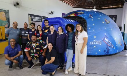 Planetário digital da Caravana da Ciência estreia para alunos de escolas públicas e particulares de Paracambi