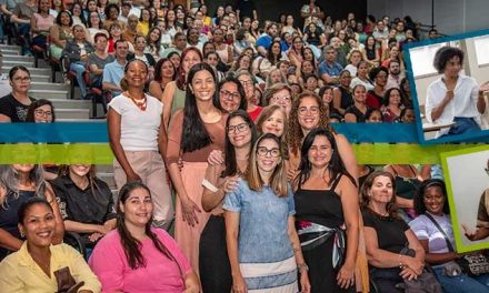 Formatura da 8ª turma do curso de Educação Especial e Inclusiva lota auditório na UERJ