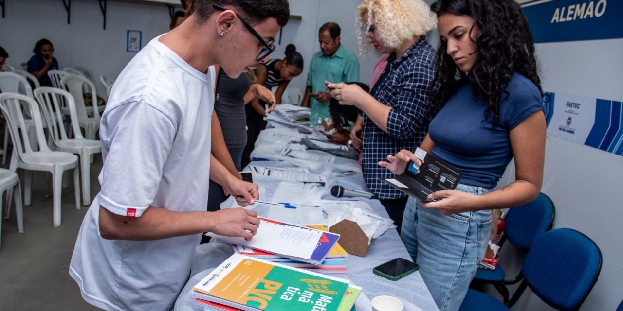 CONFIRA O RESULTADO FINAL DOS ALUNOS CONVOCADOS PARA O EXTENSIVO 2026 DO PRÉ-VESTIBULAR SOCIAL