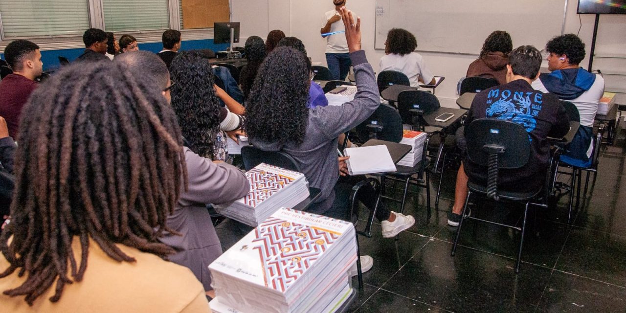 Educação que transforma: Polo Alerj inicia aulas do Pré-Vestibular Social da Fundação Cecierj