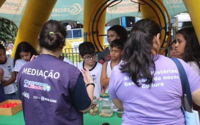 Caravana da Ciência conquista Areal e transforma cidade em laboratório a céu aberto