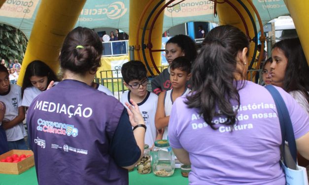 Caravana da Ciência conquista Areal e transforma cidade em laboratório a céu aberto