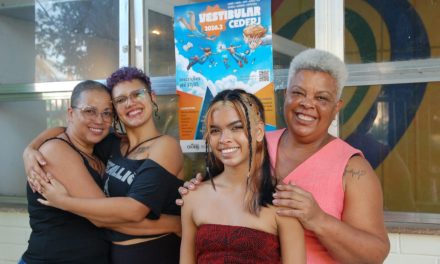 Dia das Mães: histórias de vínculos familiares nos Polos Cederj do estado do Rio de Janeiro