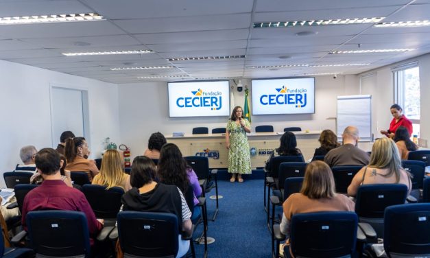 Gestores dos polos Cederj participam de capacitação em Comunicação Assertiva